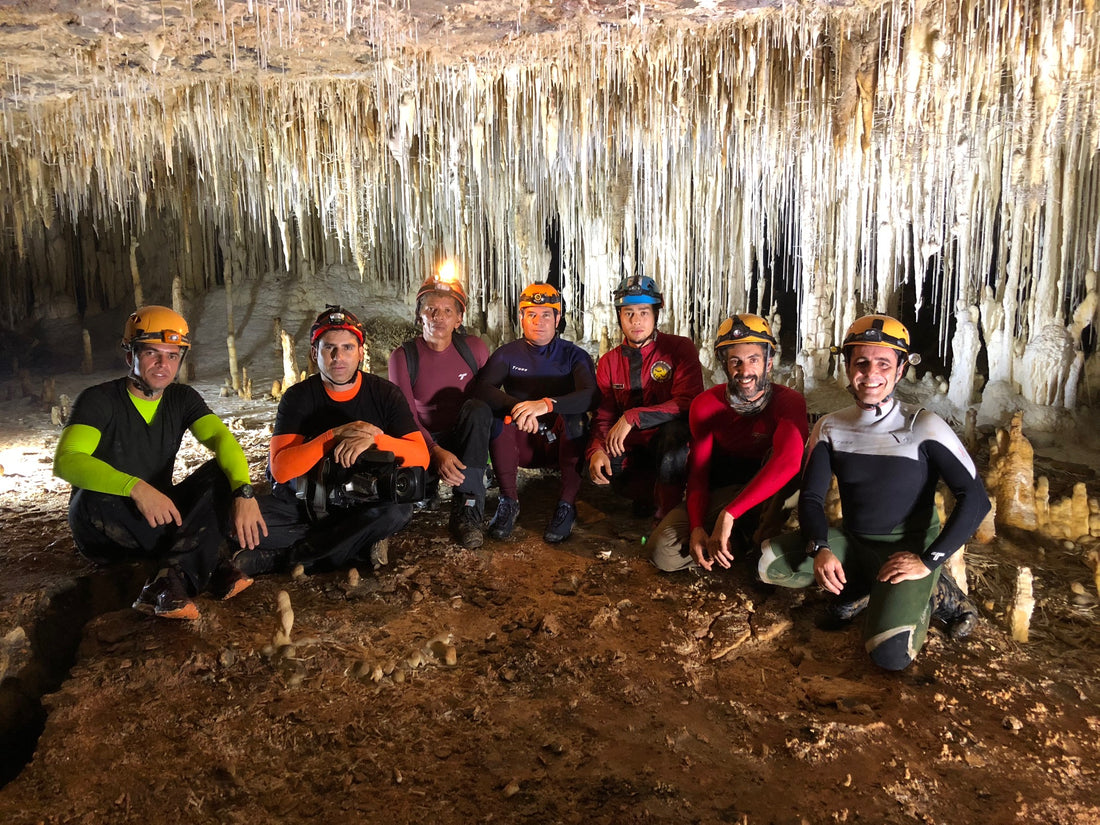 Fantastico & Equipe Truzz de Espeleologia